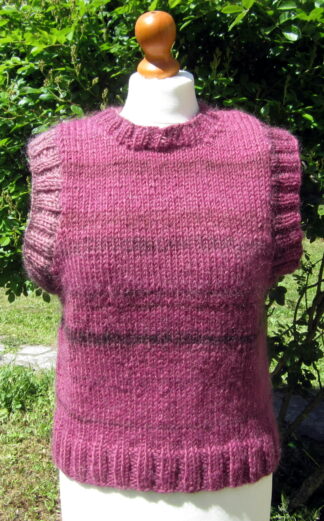 Tricot pull débardeur fait main de couleur mauve pure laine taille 38/40