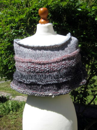 Snood tricoté main laine acrylique rayée taille 40